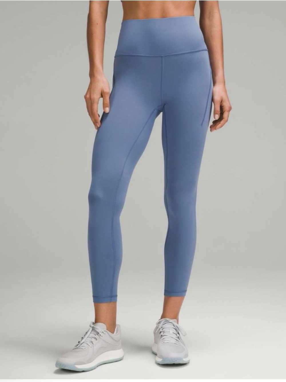 Lululemon Wunder Train High-Rise Tight with Pockets 25"
Oasis Blue - Picture 2 of 7